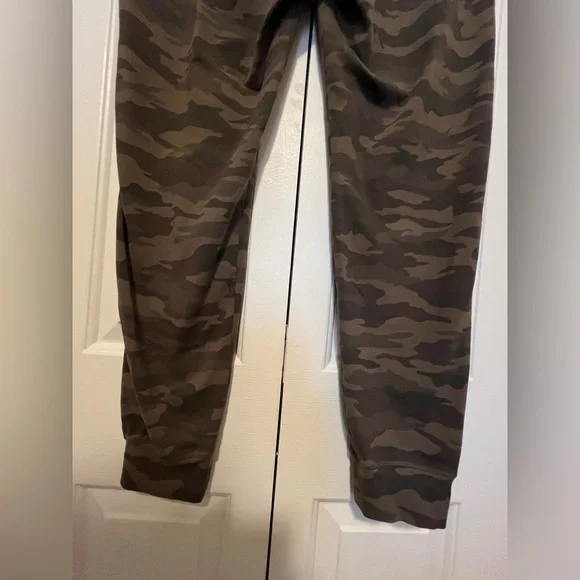 ZYIA Camouflage Activewear Women’s XXL - Picture 8 of 8